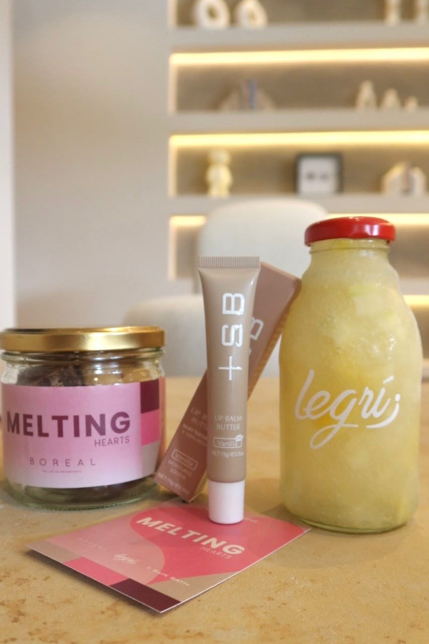 Boreal & Legri + SUNBATH Buttergloss